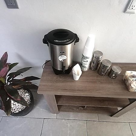 Hotel Hcm Guadalajara Extérieur photo